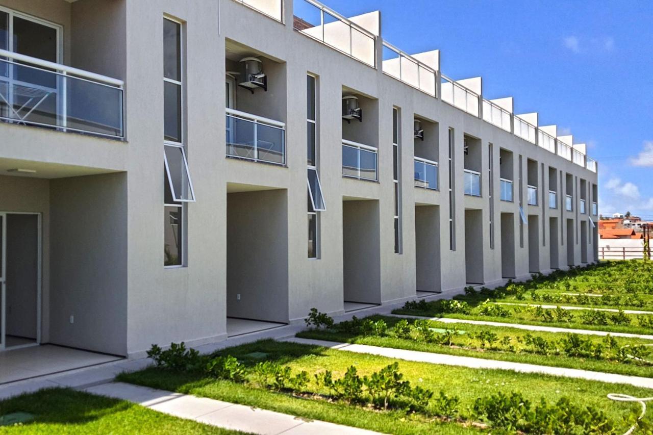 Beach Townhouses #C21 - Com Jacuzzi Por Carpediem Aquiraz Exterior photo