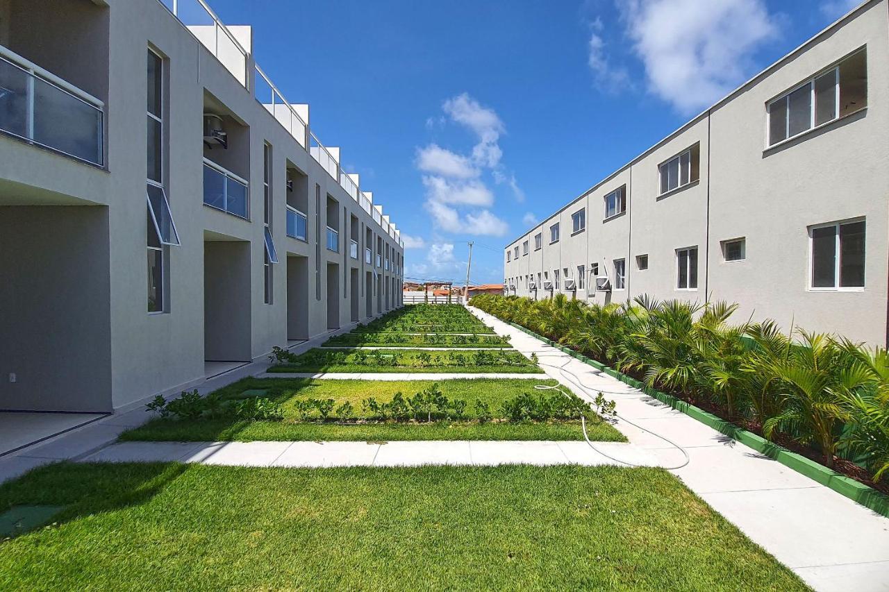 Beach Townhouses #C21 - Com Jacuzzi Por Carpediem Aquiraz Exterior photo