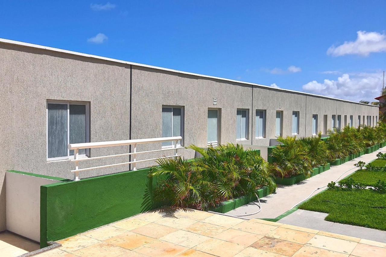 Beach Townhouses #C21 - Com Jacuzzi Por Carpediem Aquiraz Exterior photo