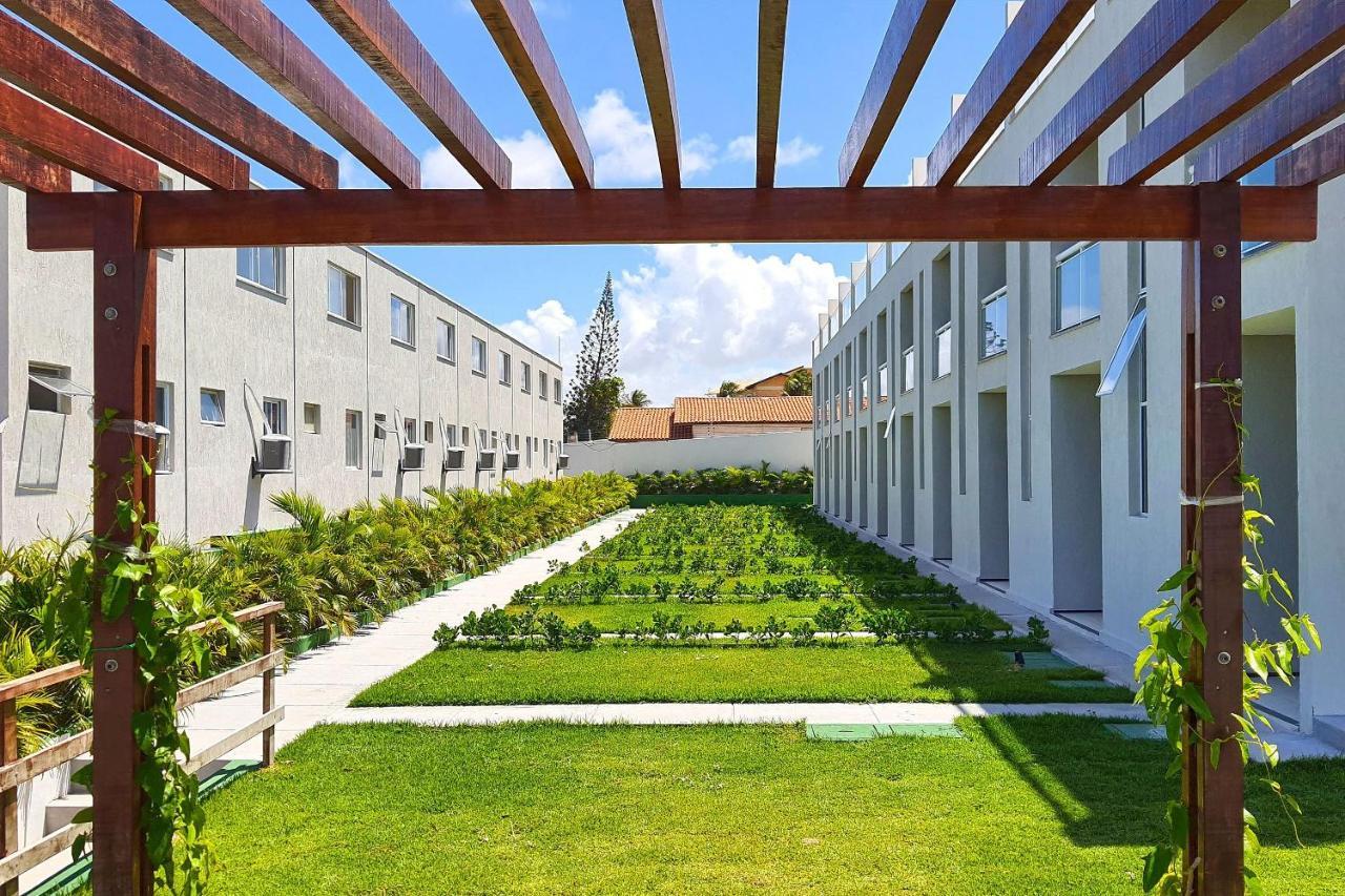 Beach Townhouses #C21 - Com Jacuzzi Por Carpediem Aquiraz Exterior photo