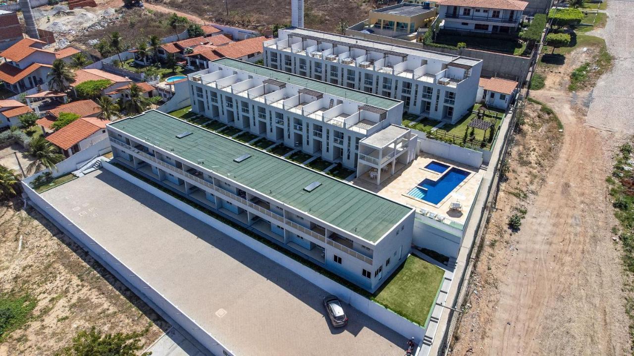Beach Townhouses #C21 - Com Jacuzzi Por Carpediem Aquiraz Exterior photo